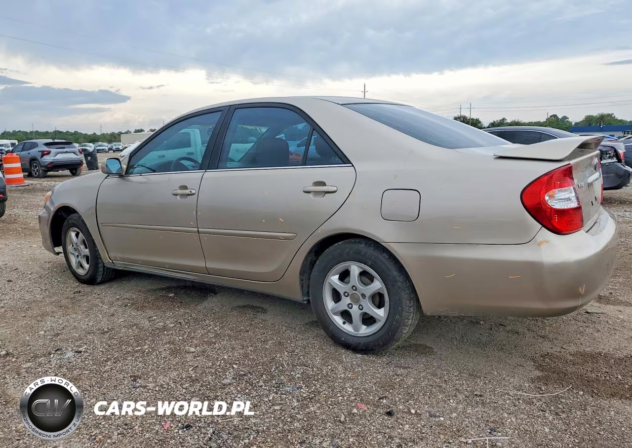 2004 Toyota Camry Le VIN:4T1BE32K54U330625 - 2