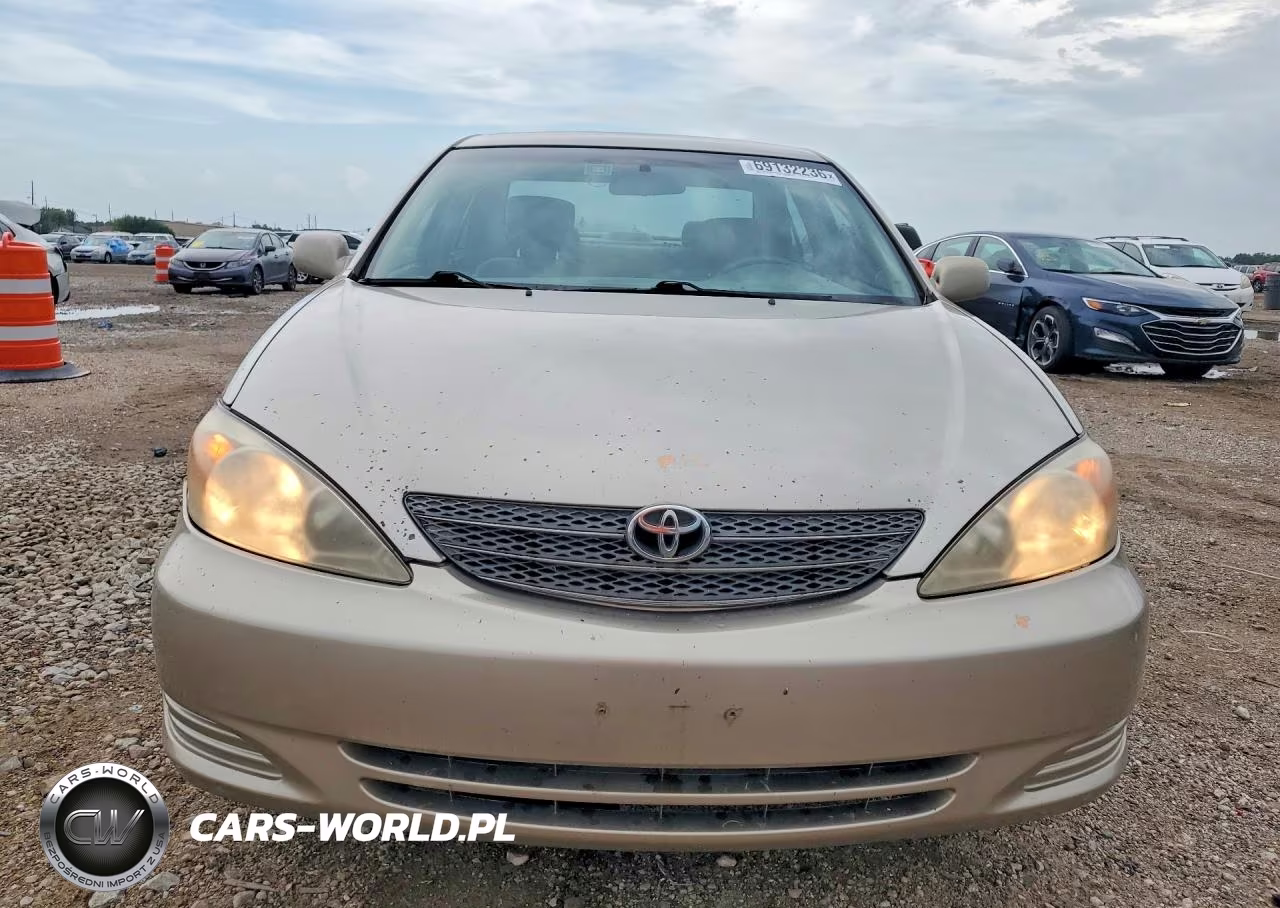 2004 Toyota Camry Le VIN:4T1BE32K54U330625 - 5