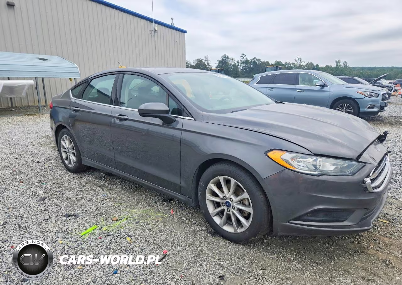 2017 Ford Fusion Se VIN:3FA6P0H70HR226323 - 4