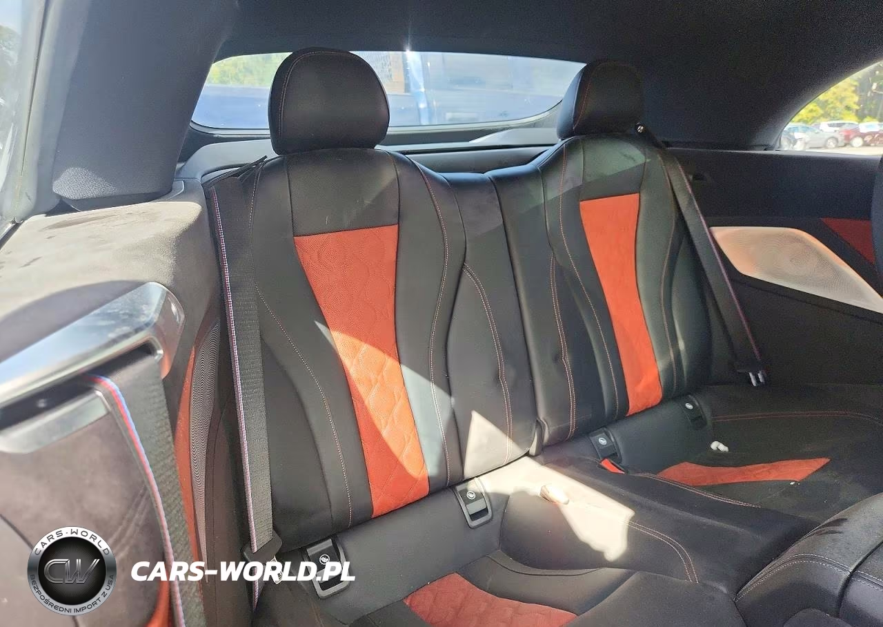 2023 BMW M8 VIN:WBSDZ0C0XPCM22524 - 10