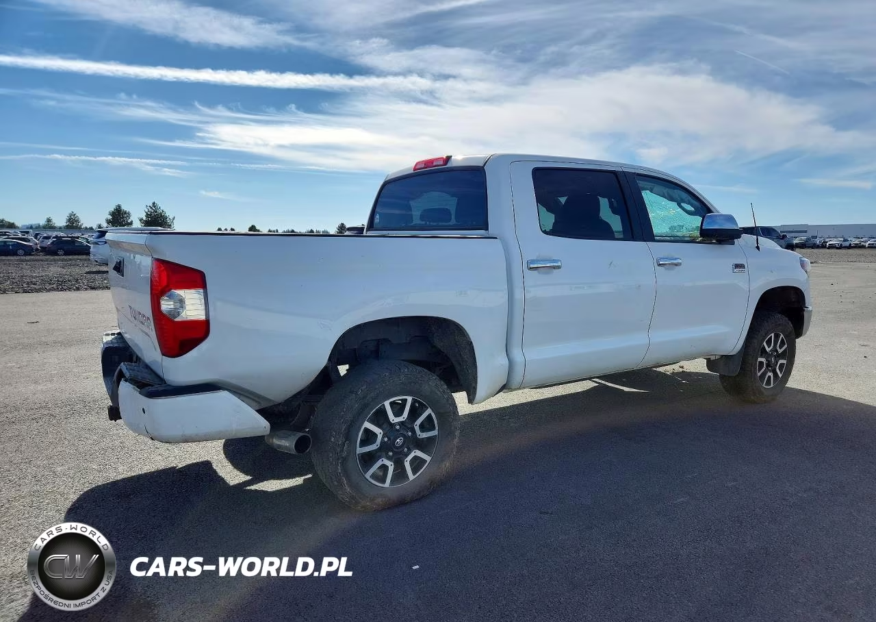 2018 Toyota Tundra 1794 Edition VIN:5TFAY5F12JX752768 - 3