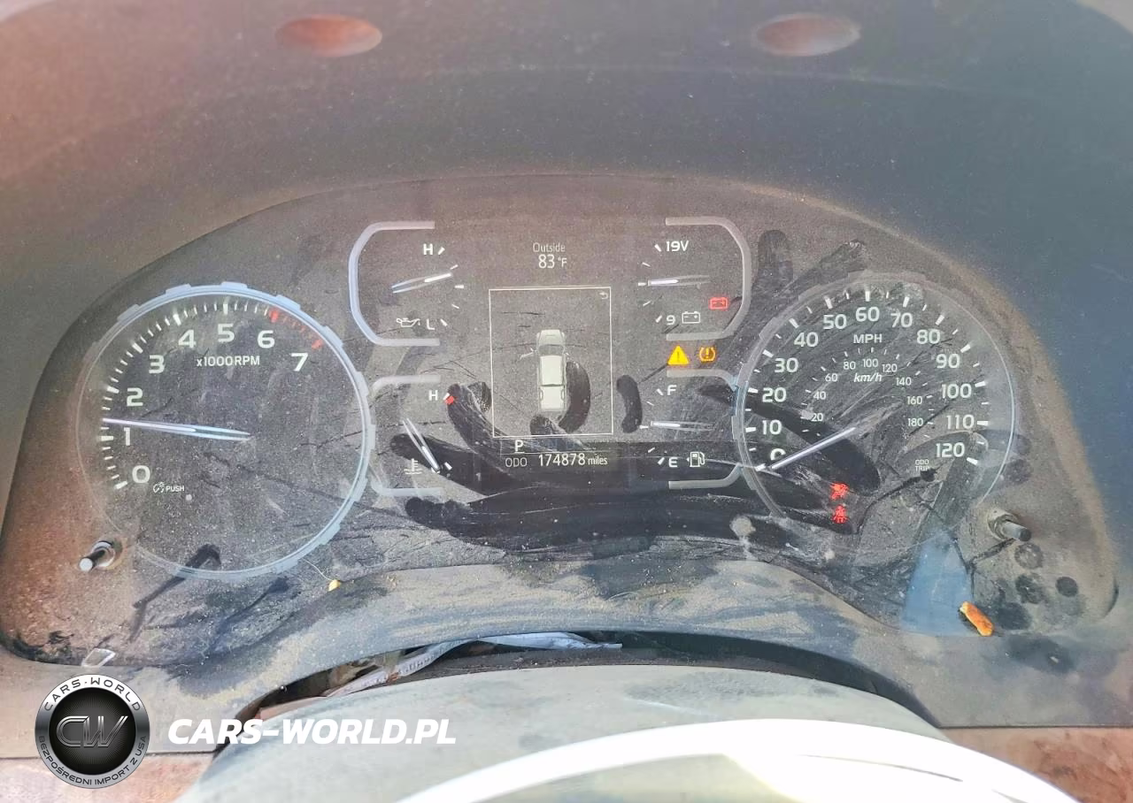 2018 Toyota Tundra 1794 Edition VIN:5TFAY5F12JX752768 - 9