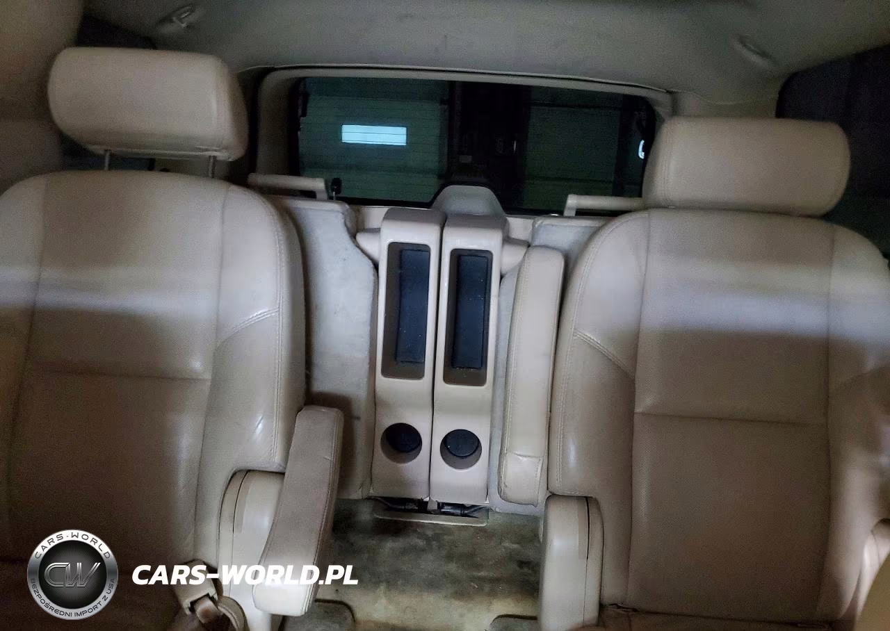 2007 Cadillac Escalade Luxury VIN:1GYFK63847R167163 - 10