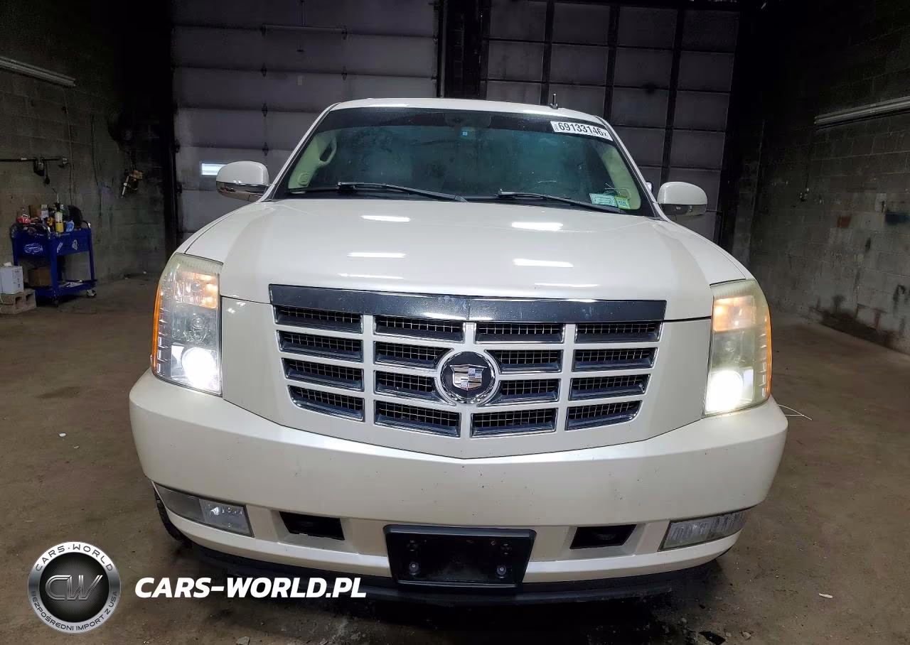 2007 Cadillac Escalade Luxury VIN:1GYFK63847R167163 - 5