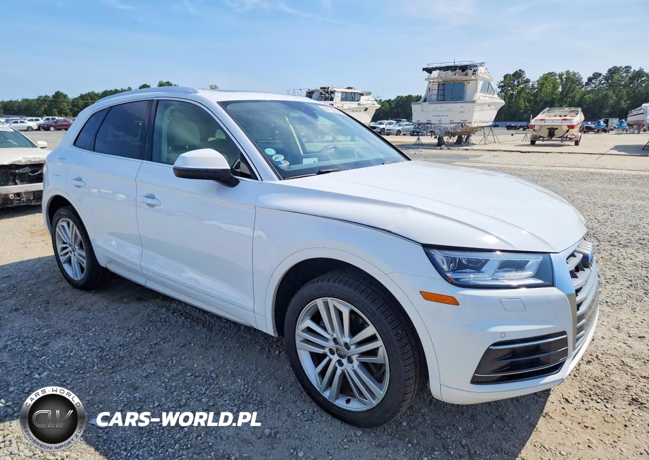 2018 Audi Q5 Premium Plus VIN:WA1BNAFY0J2013635 - 4