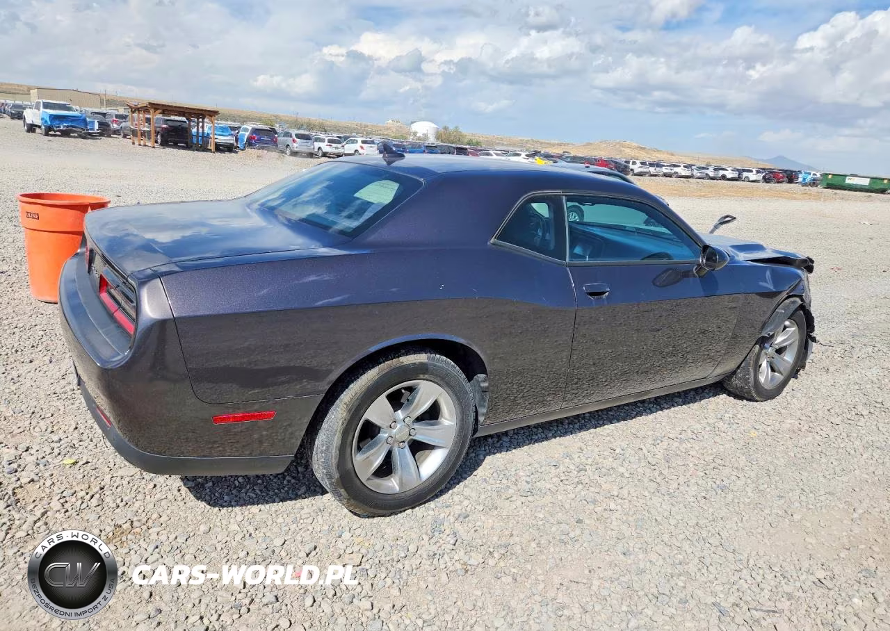 2015 Dodge Challenger Sxt VIN:2C3CDZAG5FH730688 - 3