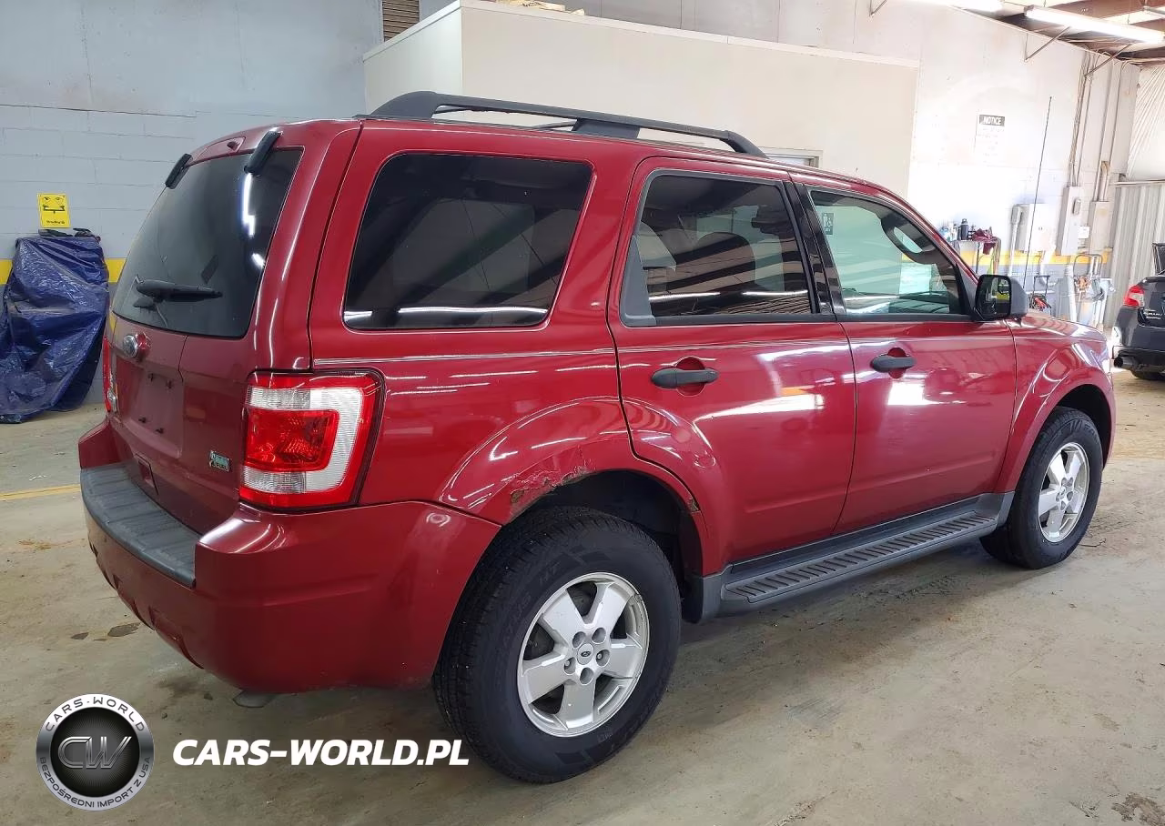 2012 Ford Escape Xlt VIN:1FMCU9DG4CKA73891 - 3