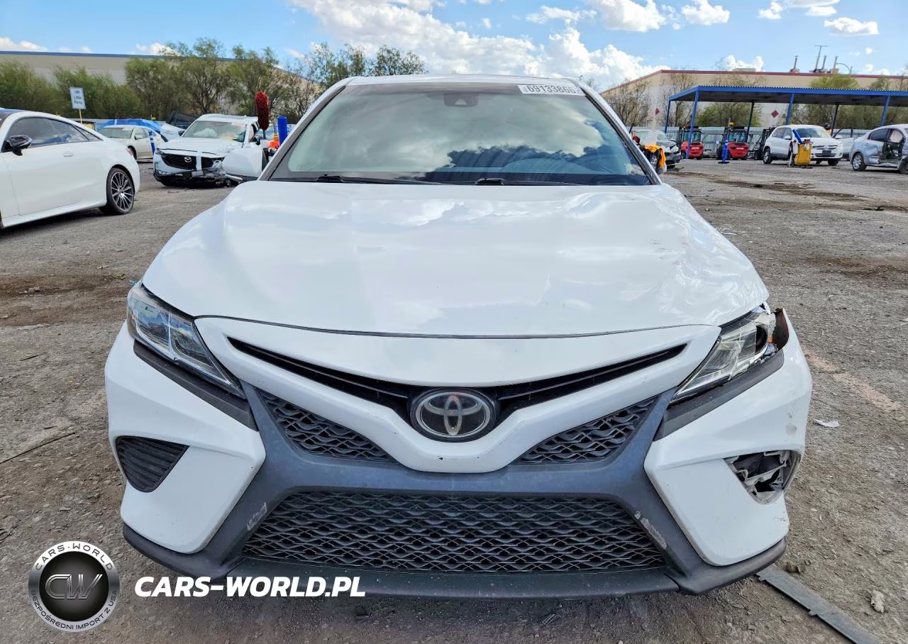 2018 Toyota Camry Se VIN:4T1B11HKXJU631572 - 5