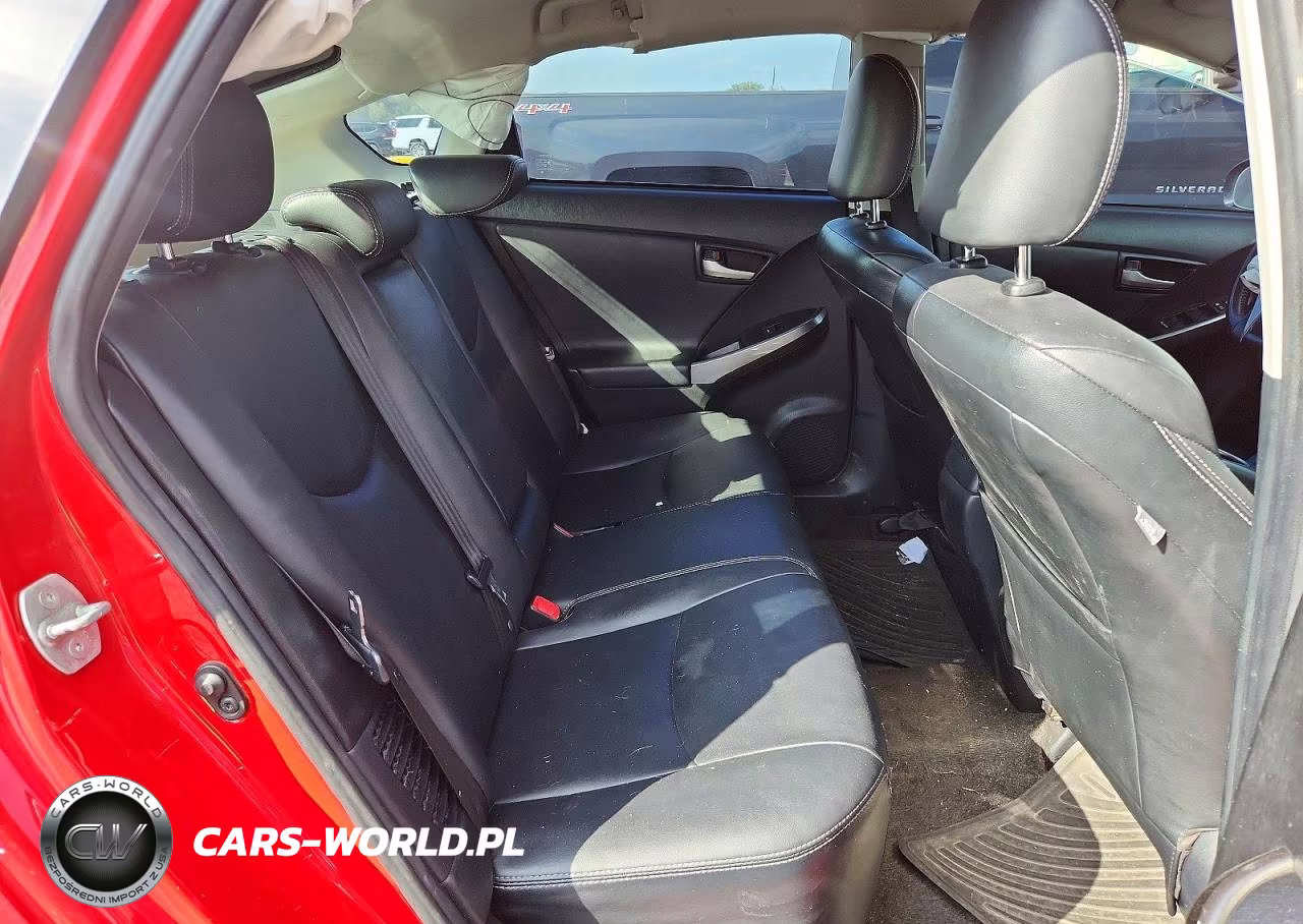 2015 Toyota Prius Persona Series VIN:JTDKN3DU4F0398511 - 10