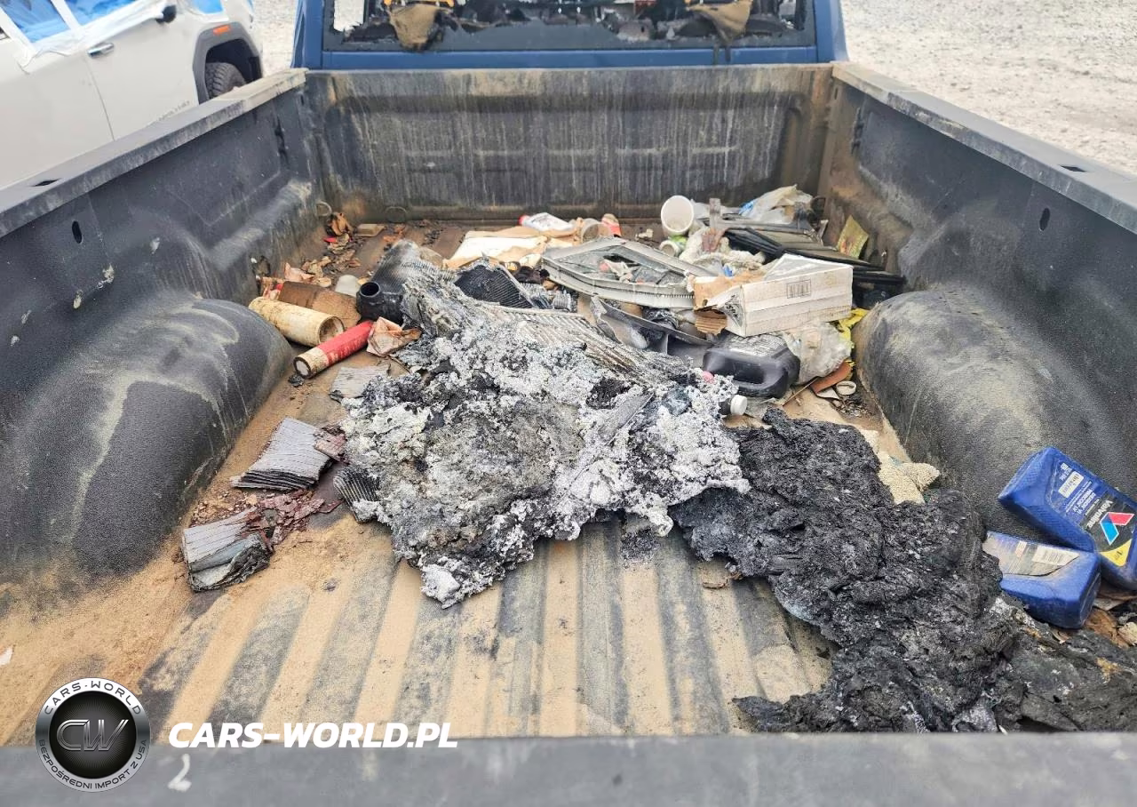 2024 Ram 3500 Big Horn VIN:3C63RRHL4RG359180 - 10