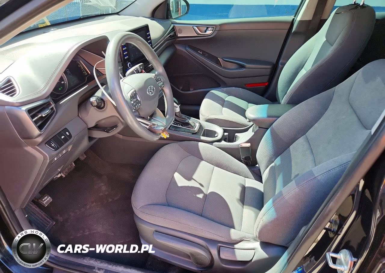 2020 Hyundai Ioniq Blue VIN:KMHC65LC3LU186320 - 7