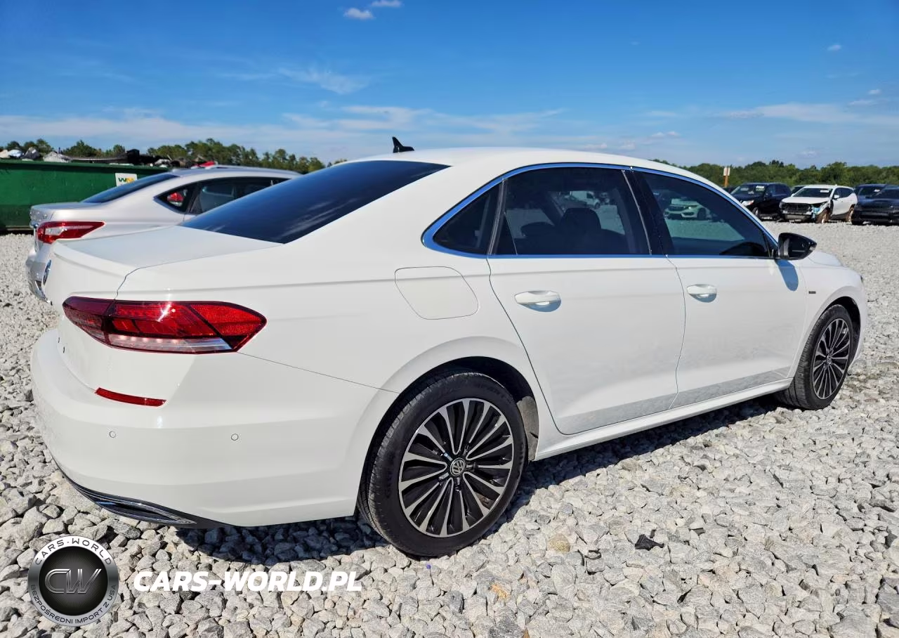 2022 Volkswagen Passat 2.0T Limited Edition VIN:1VWBA7A3XNC006771 - 3