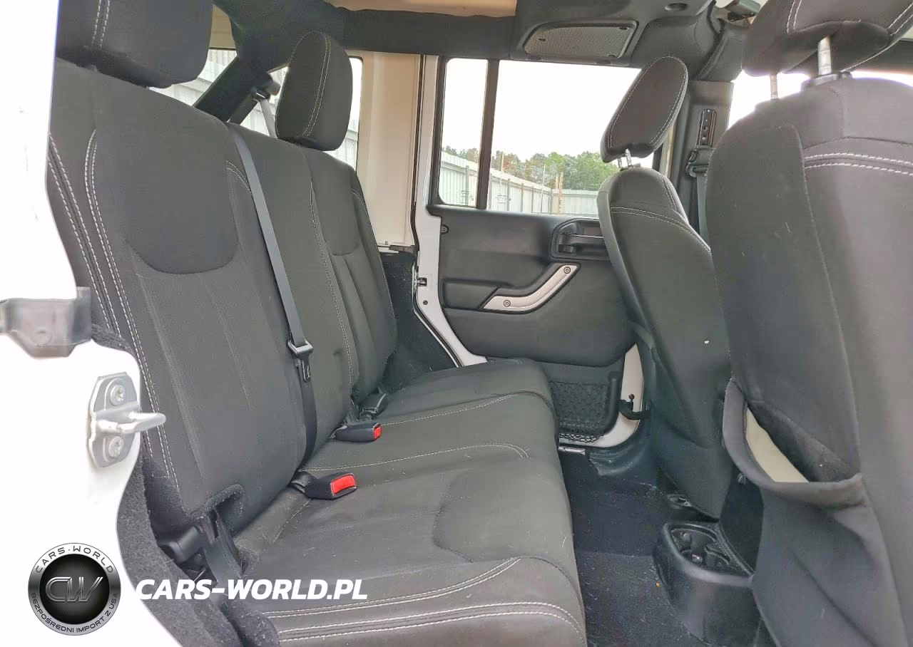 2017 Jeep Wrangler Unlimited Sahara VIN:1C4BJWEG5HL662536 - 11
