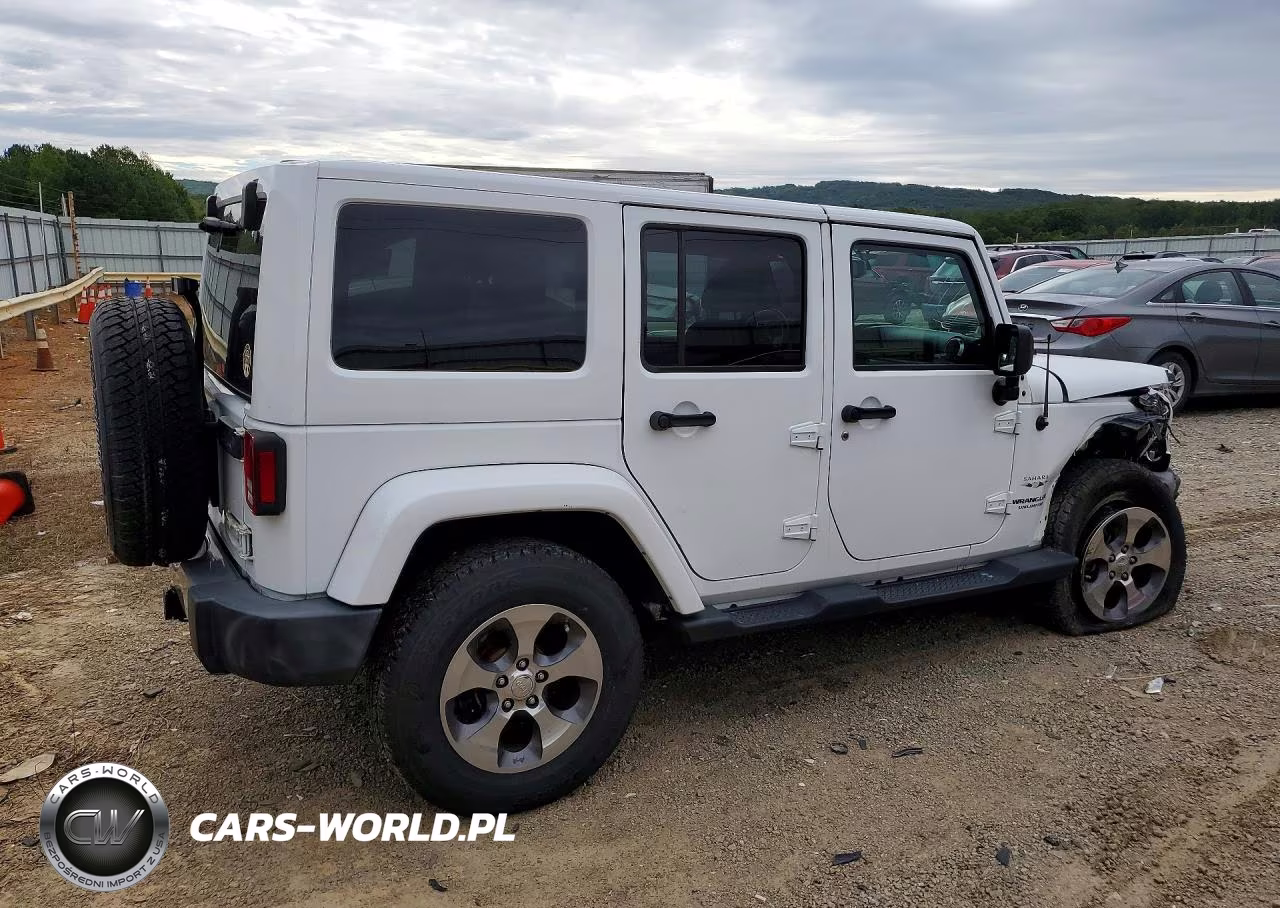 2017 Jeep Wrangler Unlimited Sahara VIN:1C4BJWEG5HL662536 - 3