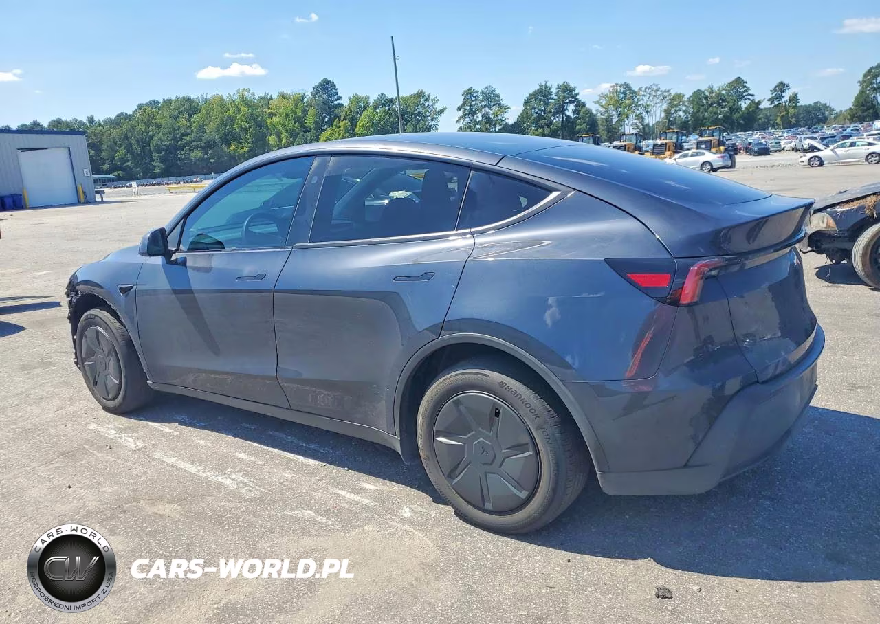 2026 Tesla Model Y VIN:7SAYGDED1TA603952 - 2