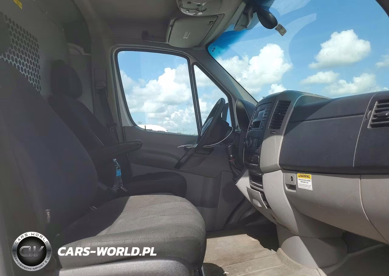 2016 Mercedes-Benz Sprinter 2500 VIN:WD3PE7DD4GP253159 - 10