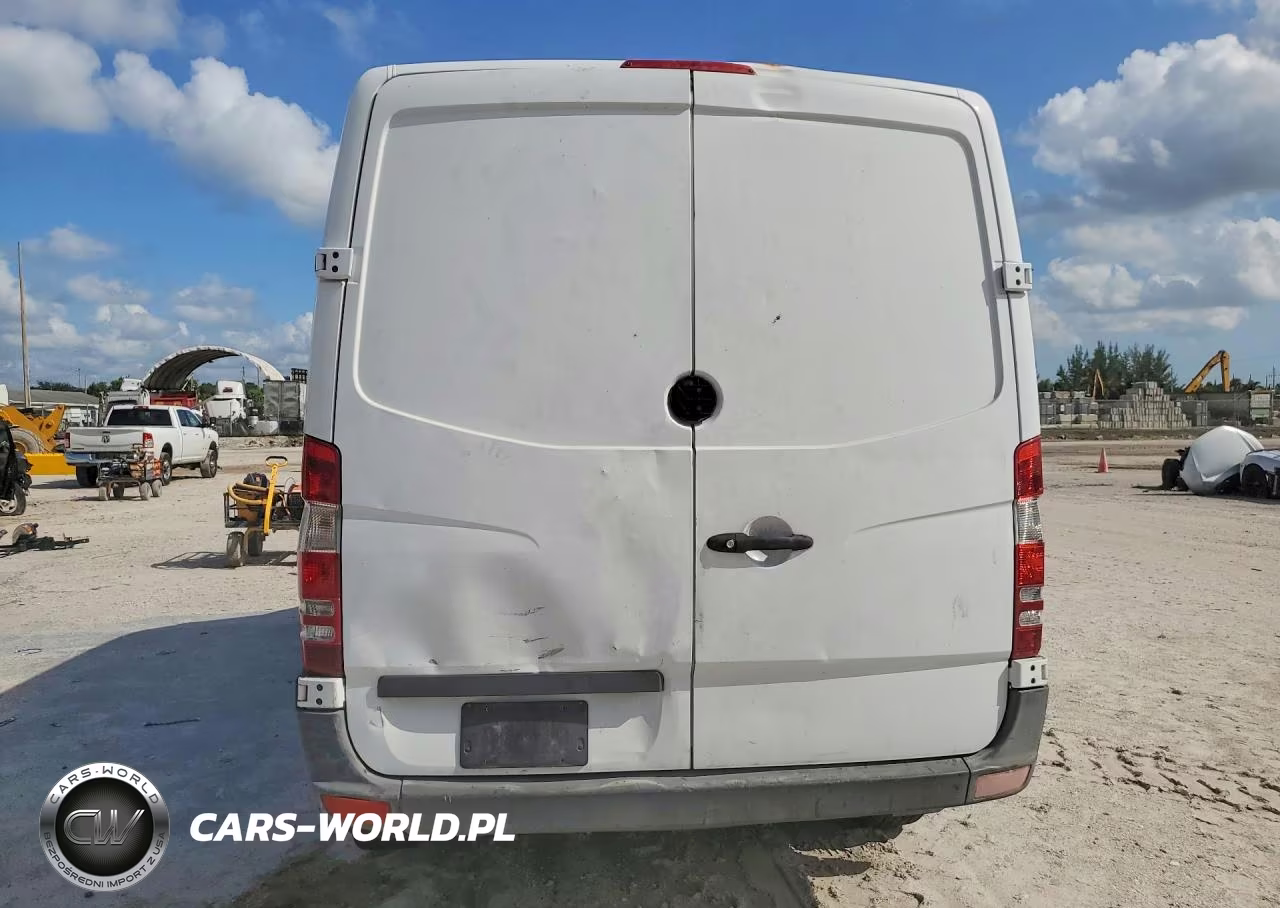 2016 Mercedes-Benz Sprinter 2500 VIN:WD3PE7DD4GP253159 - 6