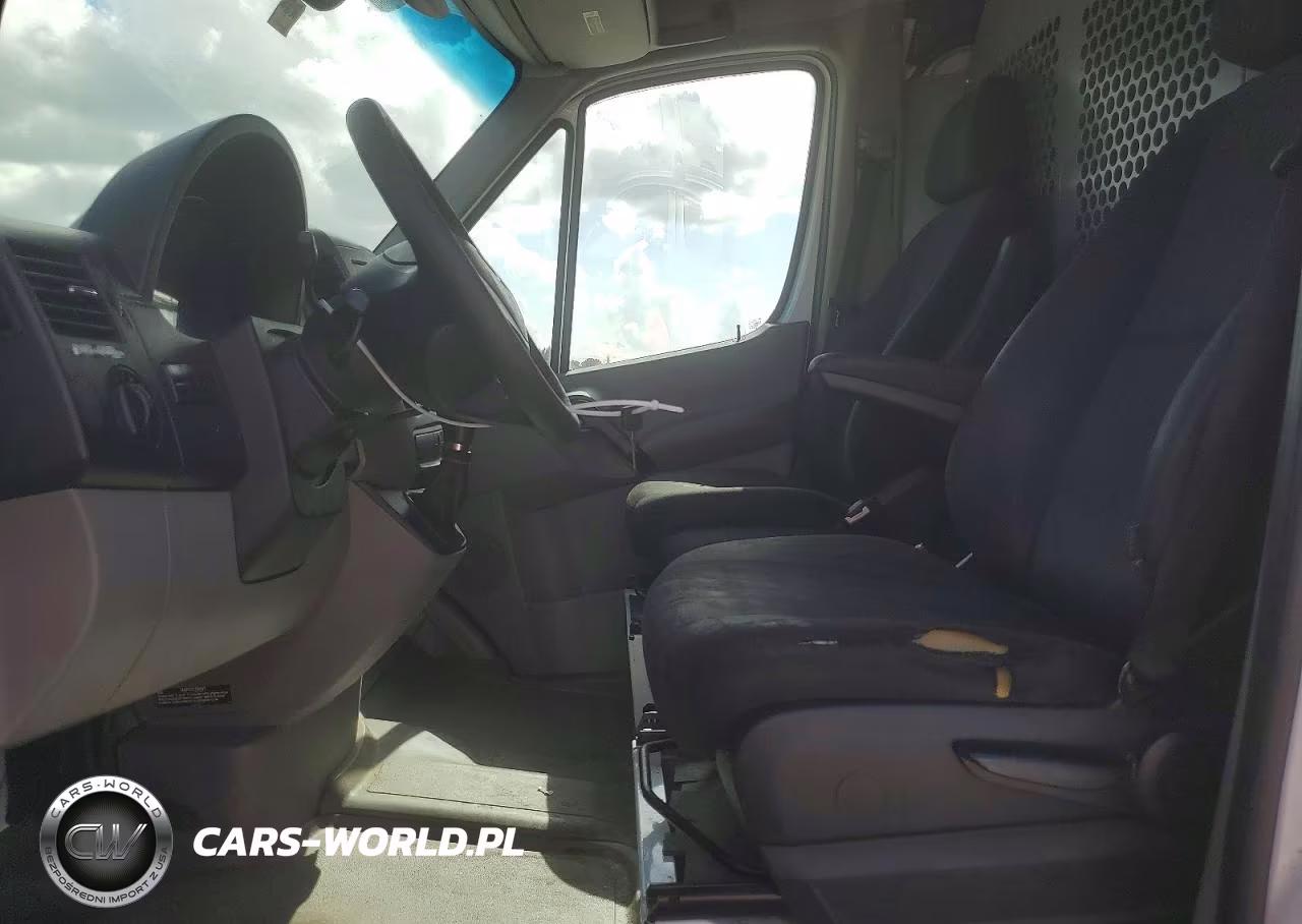 2016 Mercedes-Benz Sprinter 2500 VIN:WD3PE7DD4GP253159 - 7