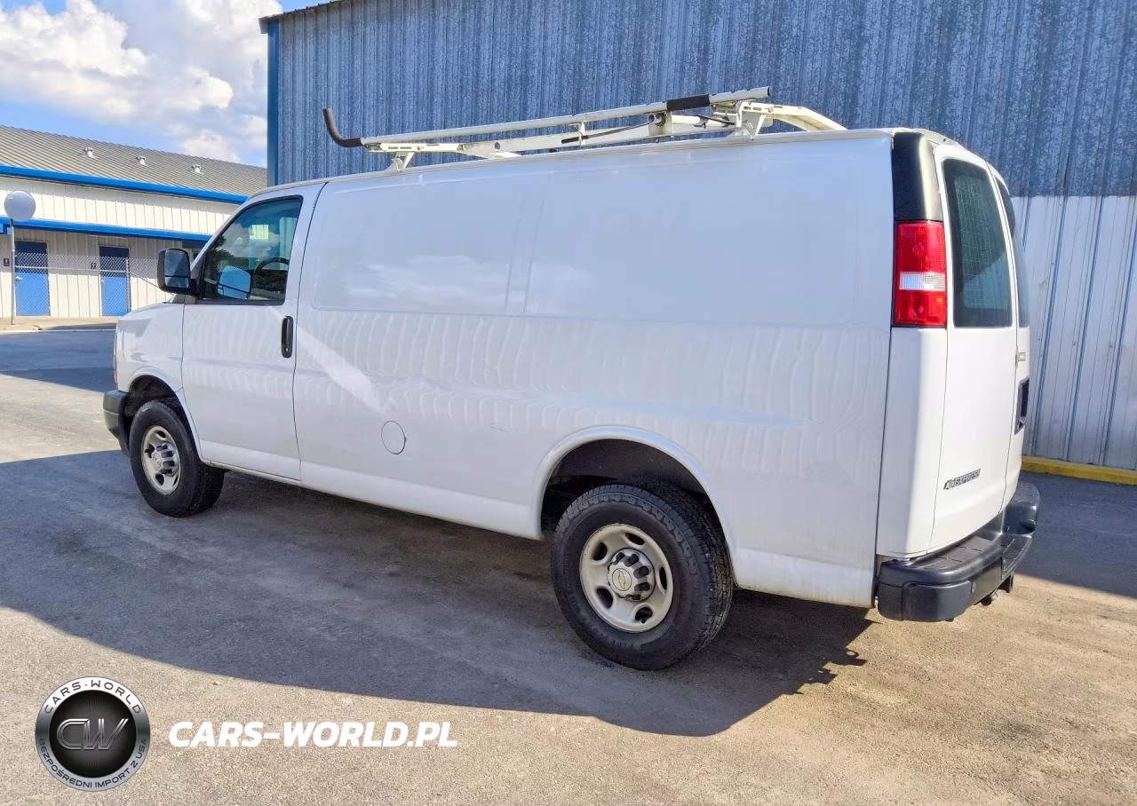 2020 Chevrolet Express G2500 Lt VIN:1GCWGAFP7L1258210 - 2