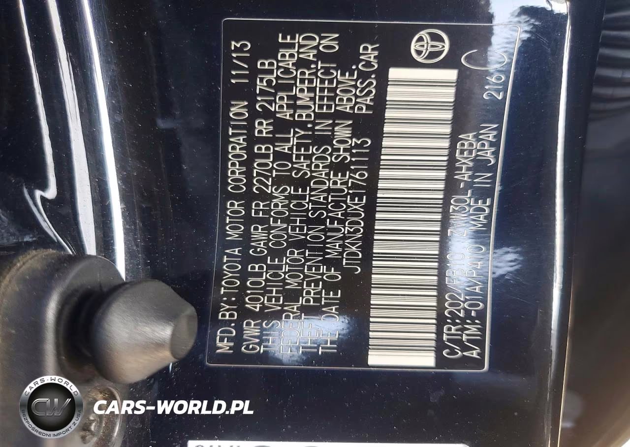 2014 Toyota Prius Two VIN:JTDKN3DUXE1761113 - 12