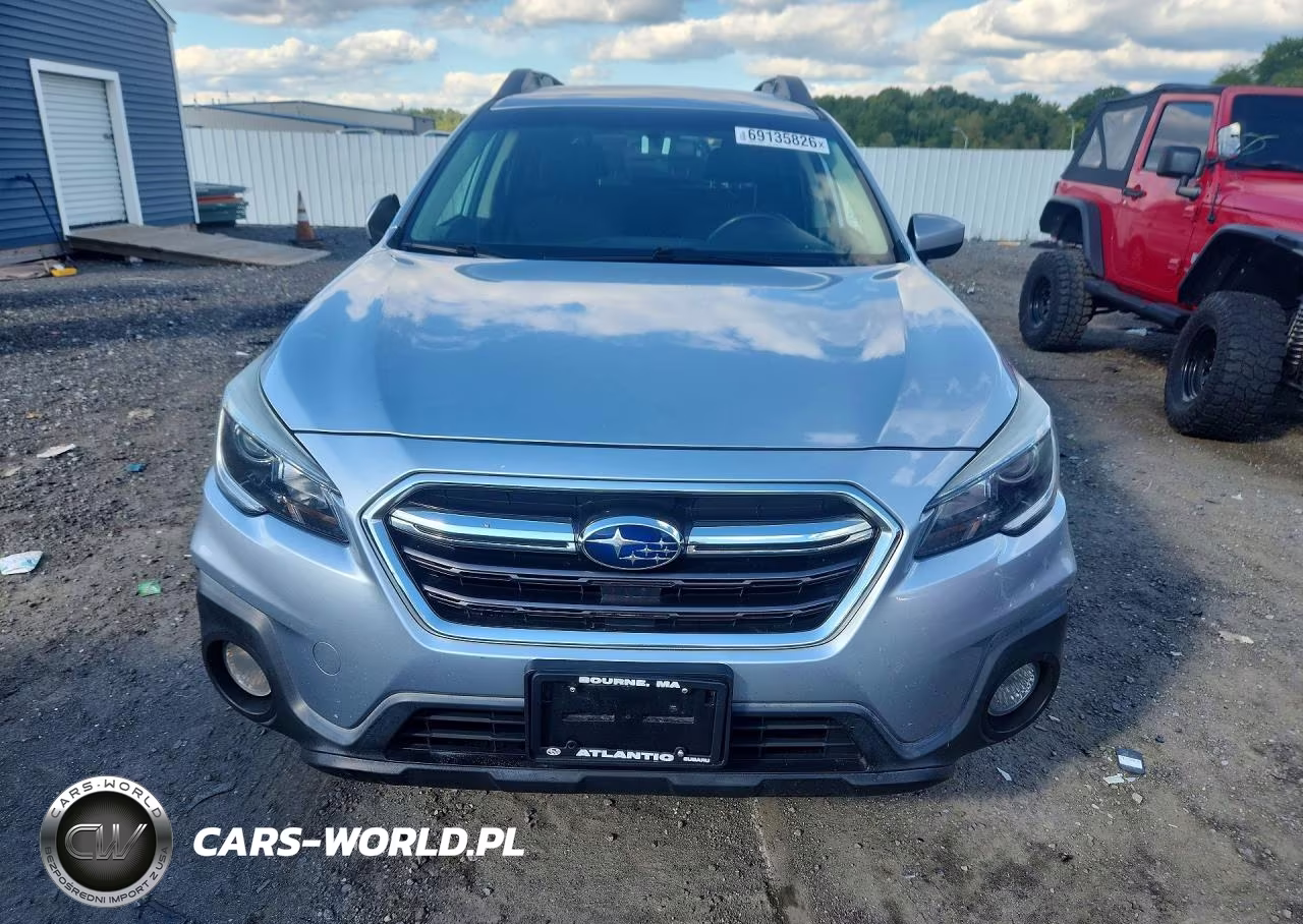 2018 Subaru Outback 2.5I Premium VIN:4S4BSACC6J3277763 - 5
