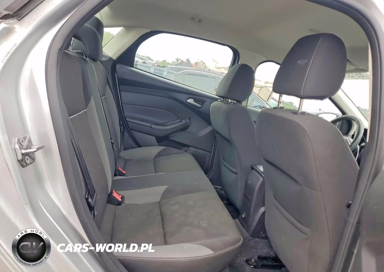 2013 Ford Focus VIN:1FADP3F24DL218864 - 10