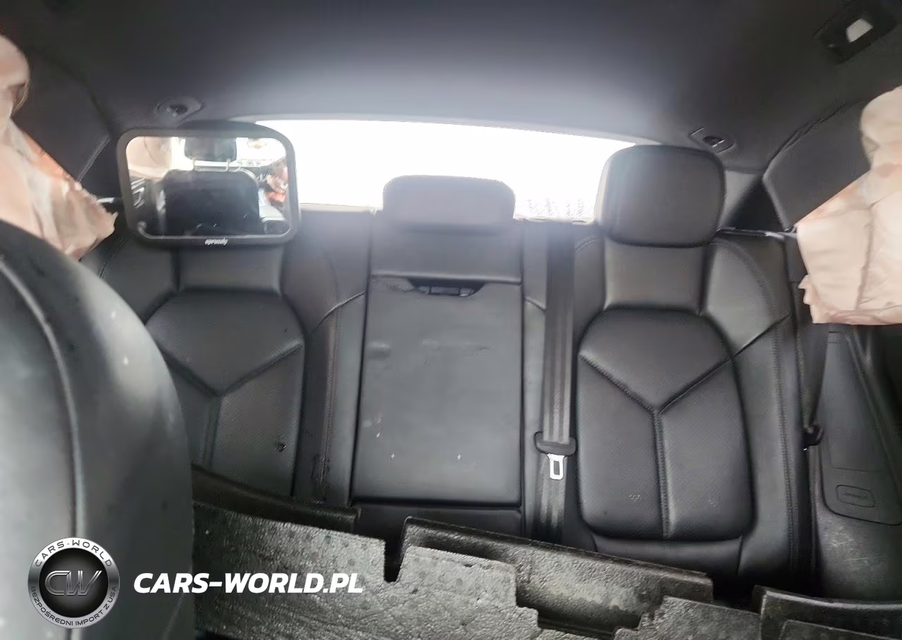 2018 Porsche Macan VIN:WP1AA2A54JLB07705 - 10