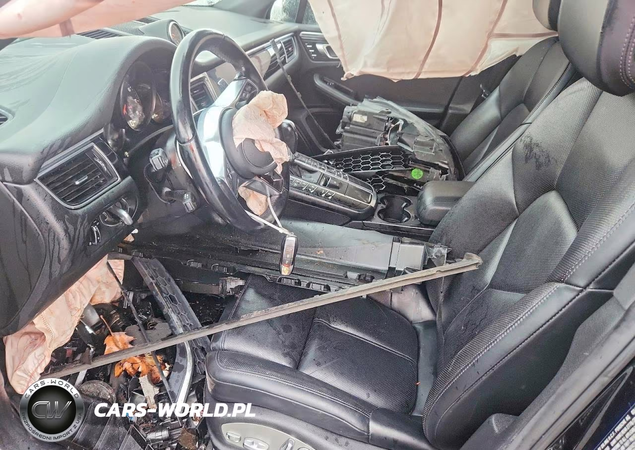 2018 Porsche Macan VIN:WP1AA2A54JLB07705 - 7