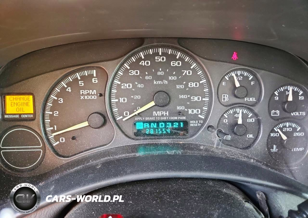 2000 Chevrolet Tahoe K1500 VIN:1GNEK13T2YJ210723 - 9