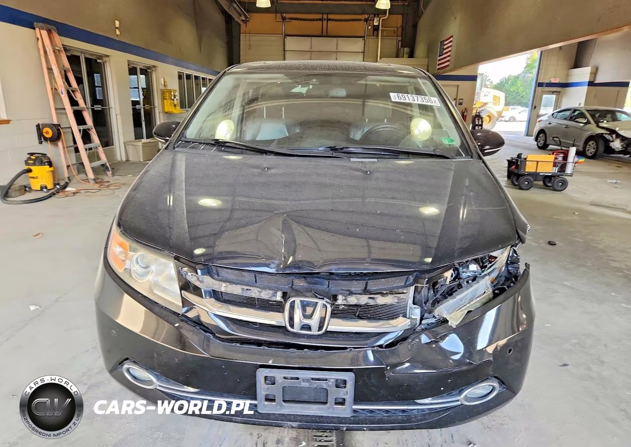 2015 Honda Odyssey Touring VIN:5FNRL5H9XFB043589 - 5