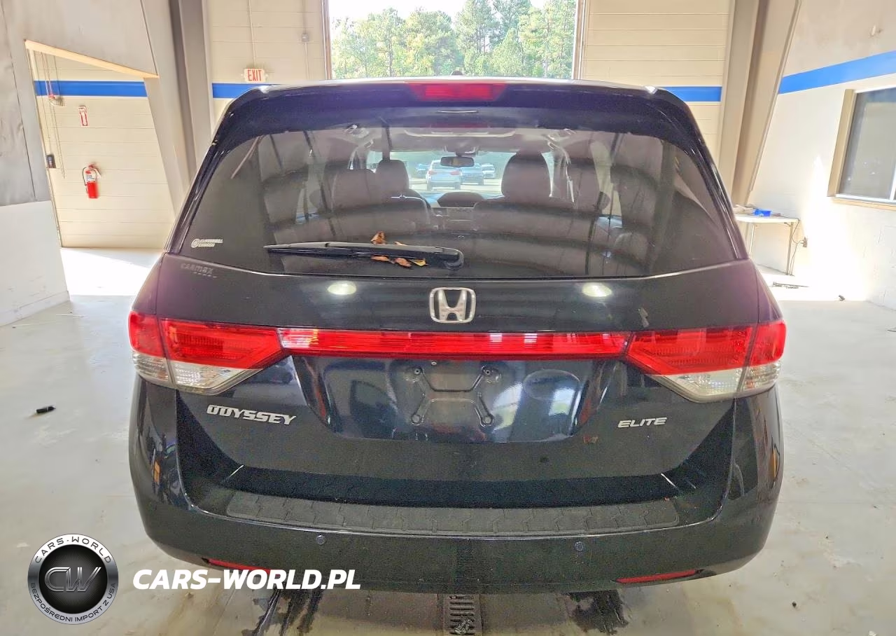 2015 Honda Odyssey Touring VIN:5FNRL5H9XFB043589 - 6