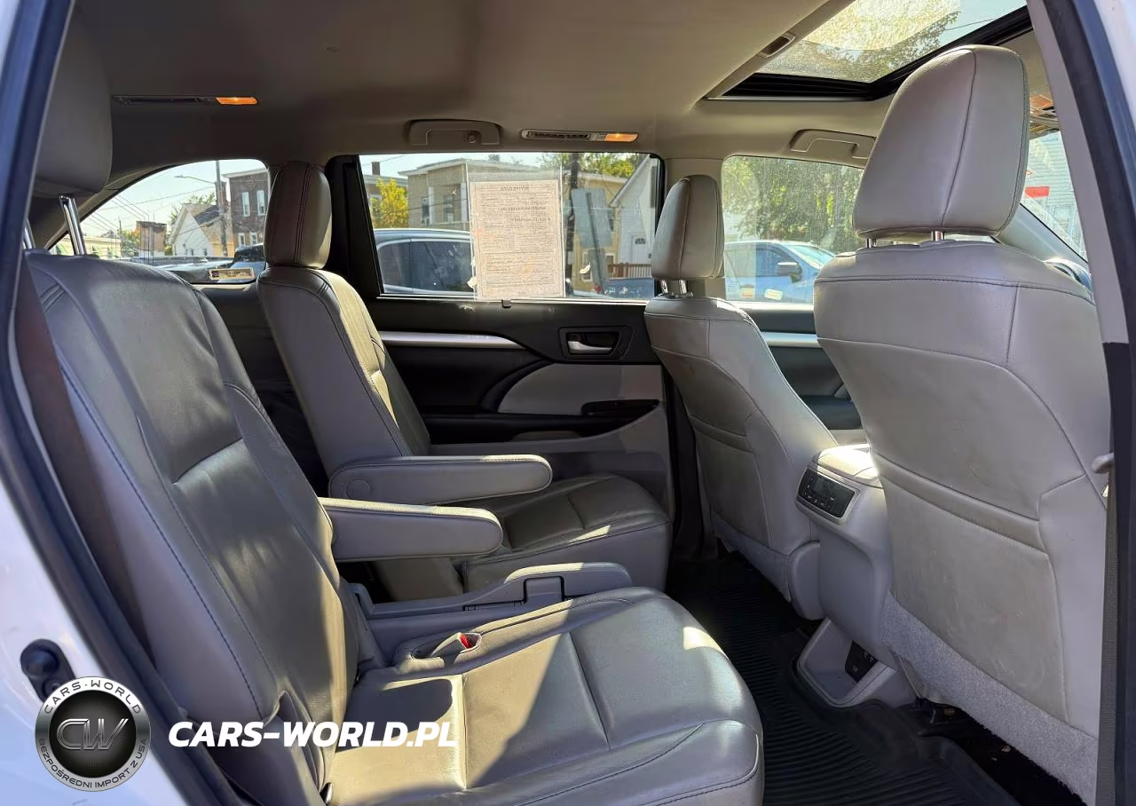 2018 Toyota Highlander Xle VIN:5TDJZRFH2JS808876 - 5