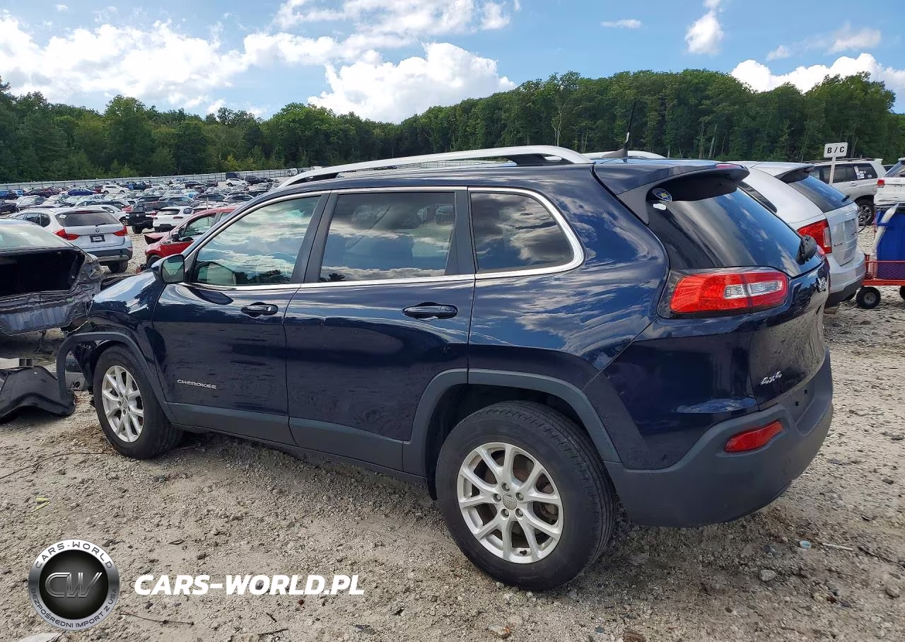 2016 Jeep Cherokee Latitude VIN:1C4PJMCB1GW280650 - 2