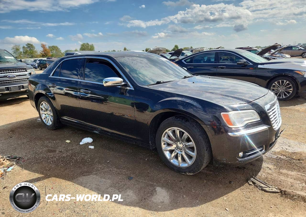 2011 Chrysler 300 Limited VIN:2C3CA5CG2BH522633 - 4
