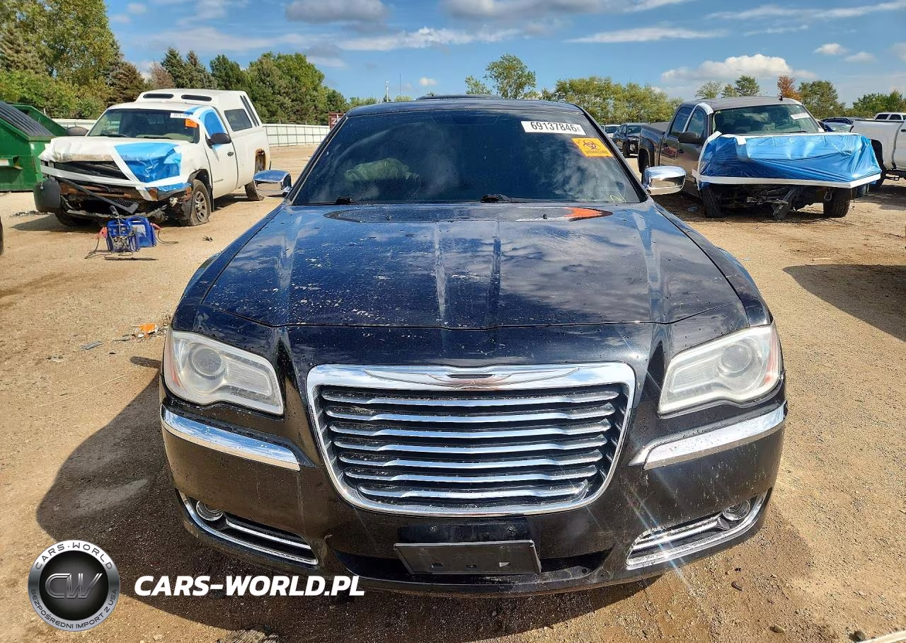 2011 Chrysler 300 Limited VIN:2C3CA5CG2BH522633 - 5