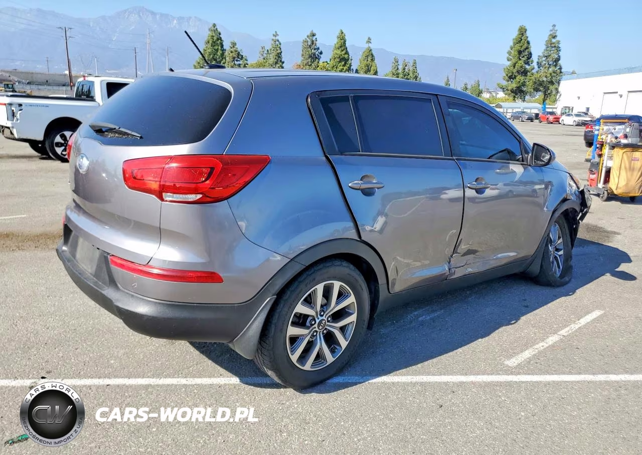 2014 Kia Sportage Lx VIN:KNDPB3AC2E7603372 - 3
