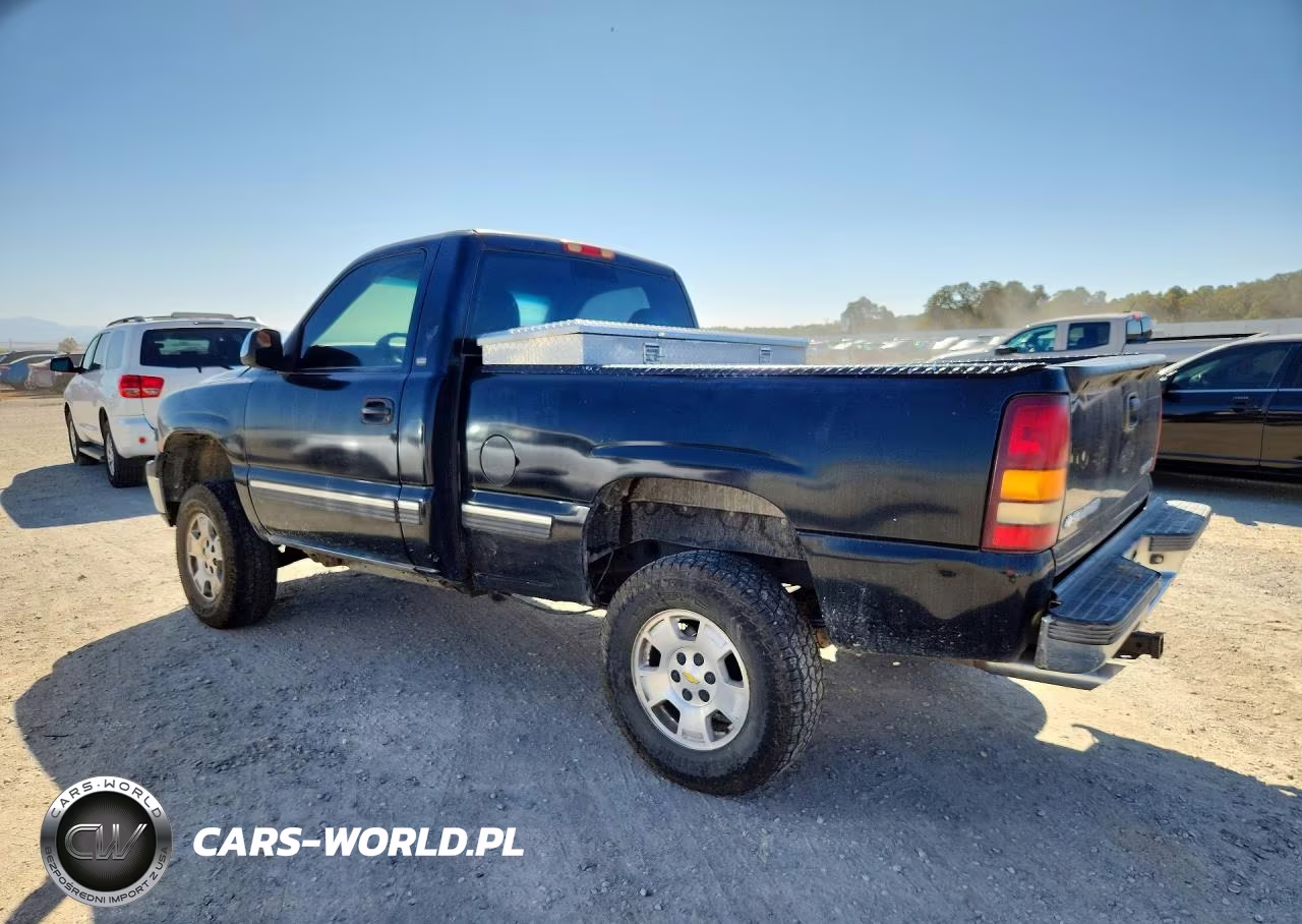 2000 Chevrolet Silverado K1500 VIN:1GCEK14VXYZ352036 - 2