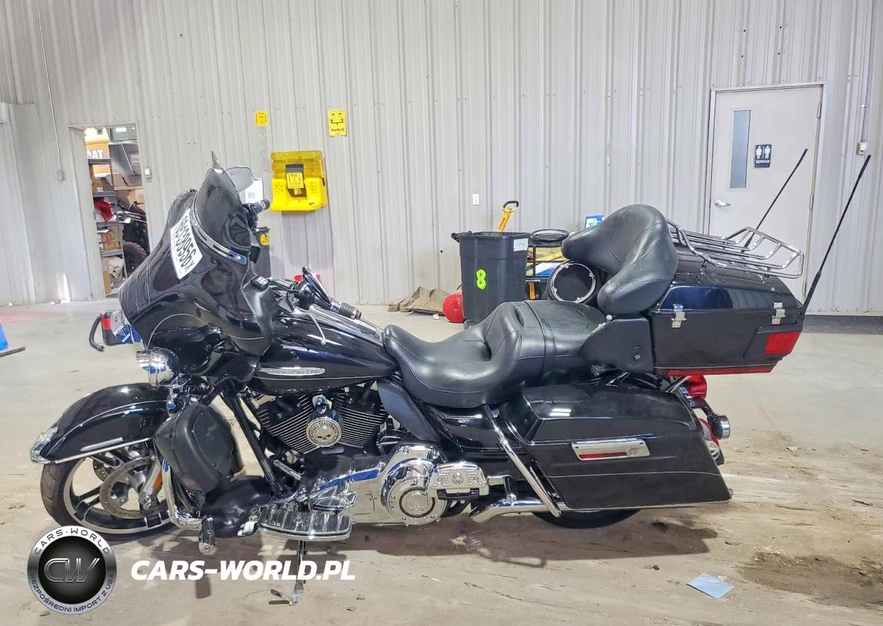 2012 Harley-Davidson Flhtk Electra Glide Ultra Limited VIN:1HD1KEM12CB664306 - 3