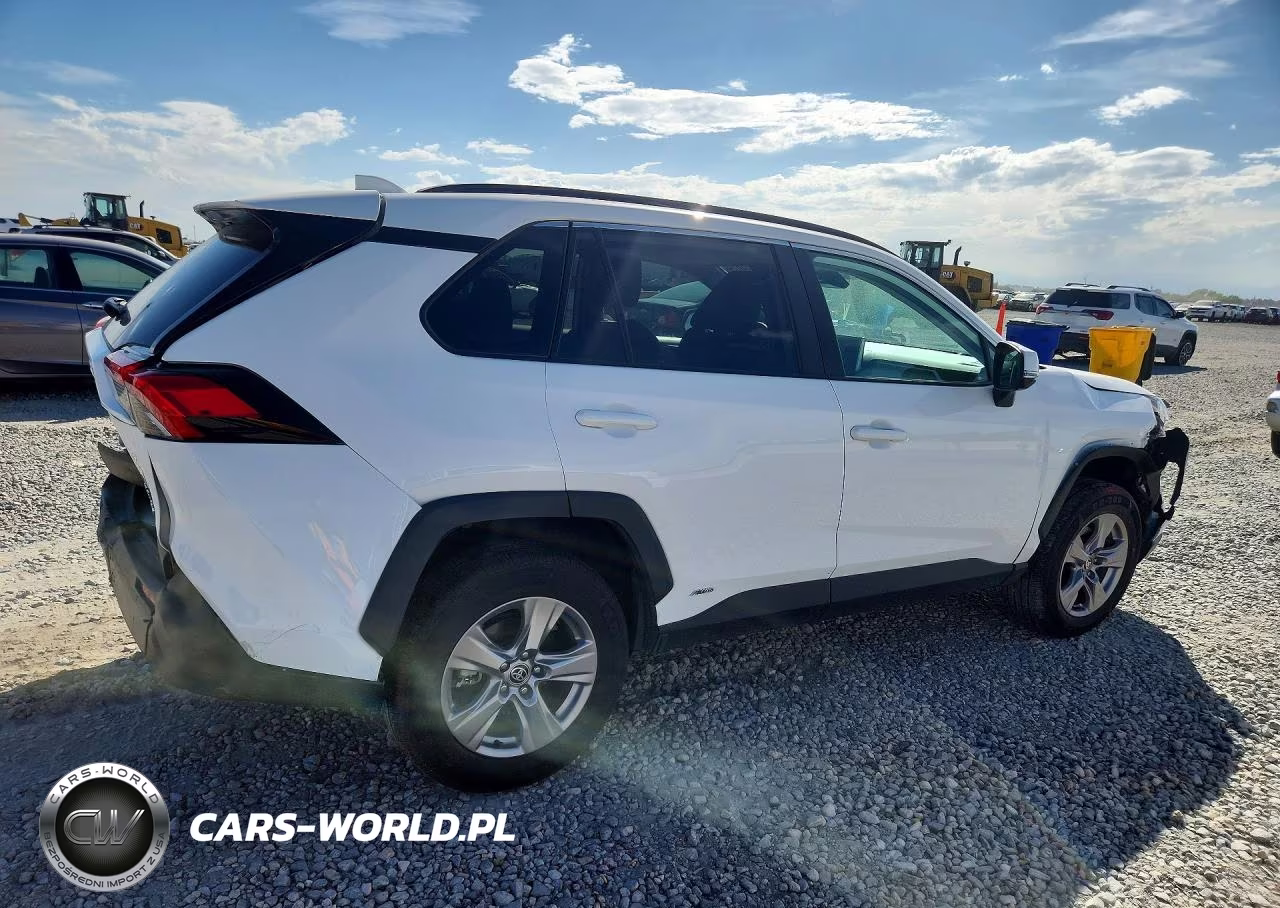 2023 Toyota Rav4 Hybrid Xle VIN:2T3RWRFV8PW183666 - 3