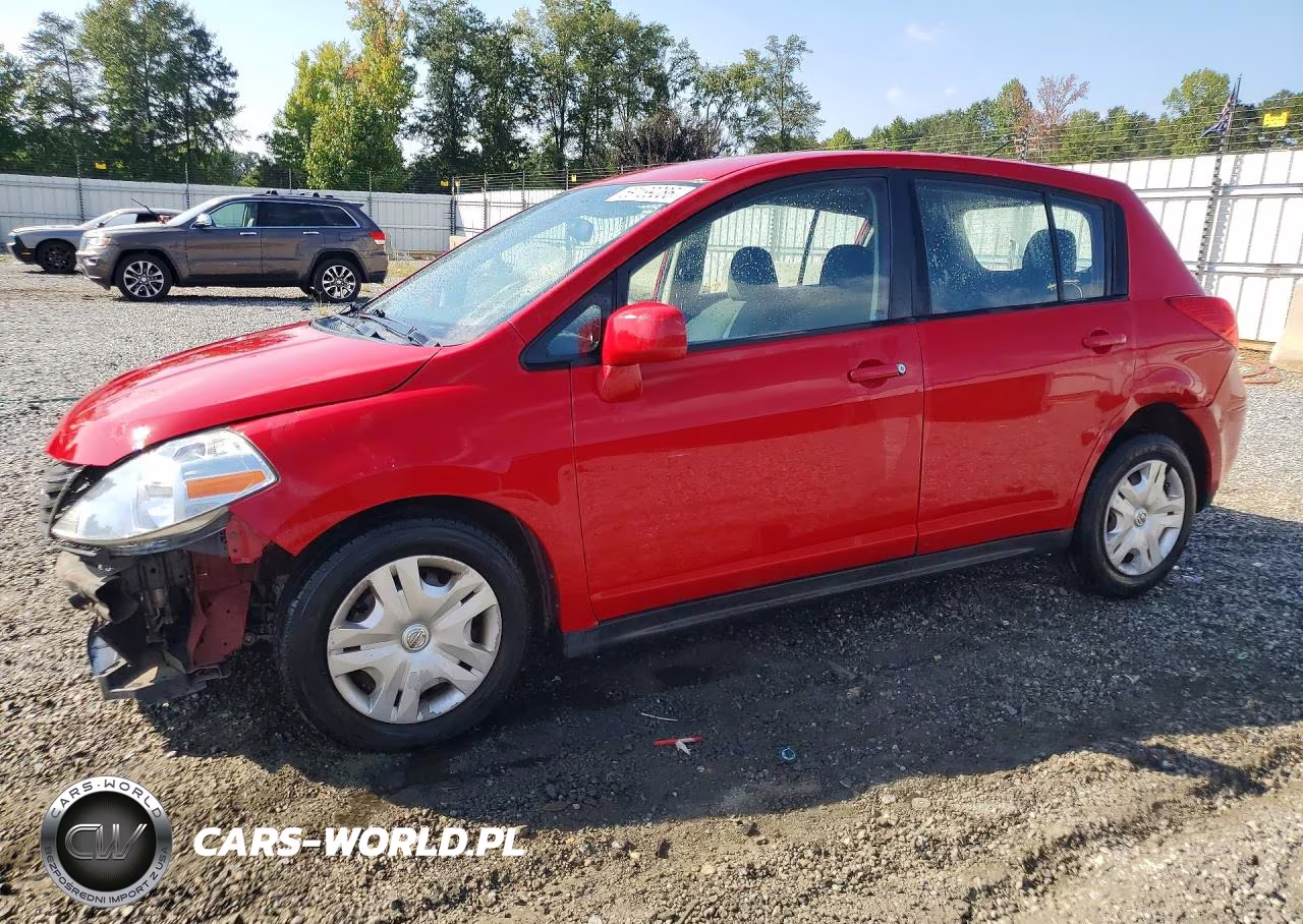 2012 Nissan Versa 1.8 S – zdjęcie 1 z 13