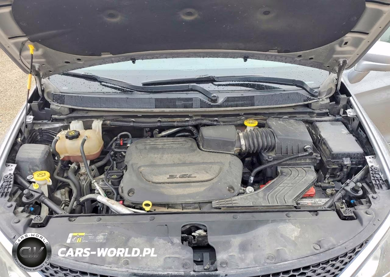 2019 Chrysler Pacifica Touring L VIN:2C4RC1BGXKR680593 - 12