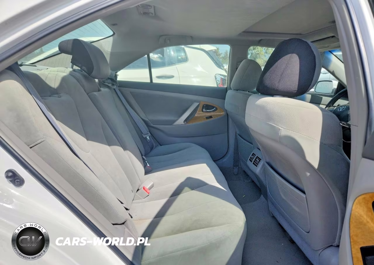 2007 Toyota Camry Xle VIN:4T1BE46KX7U586781 - 10