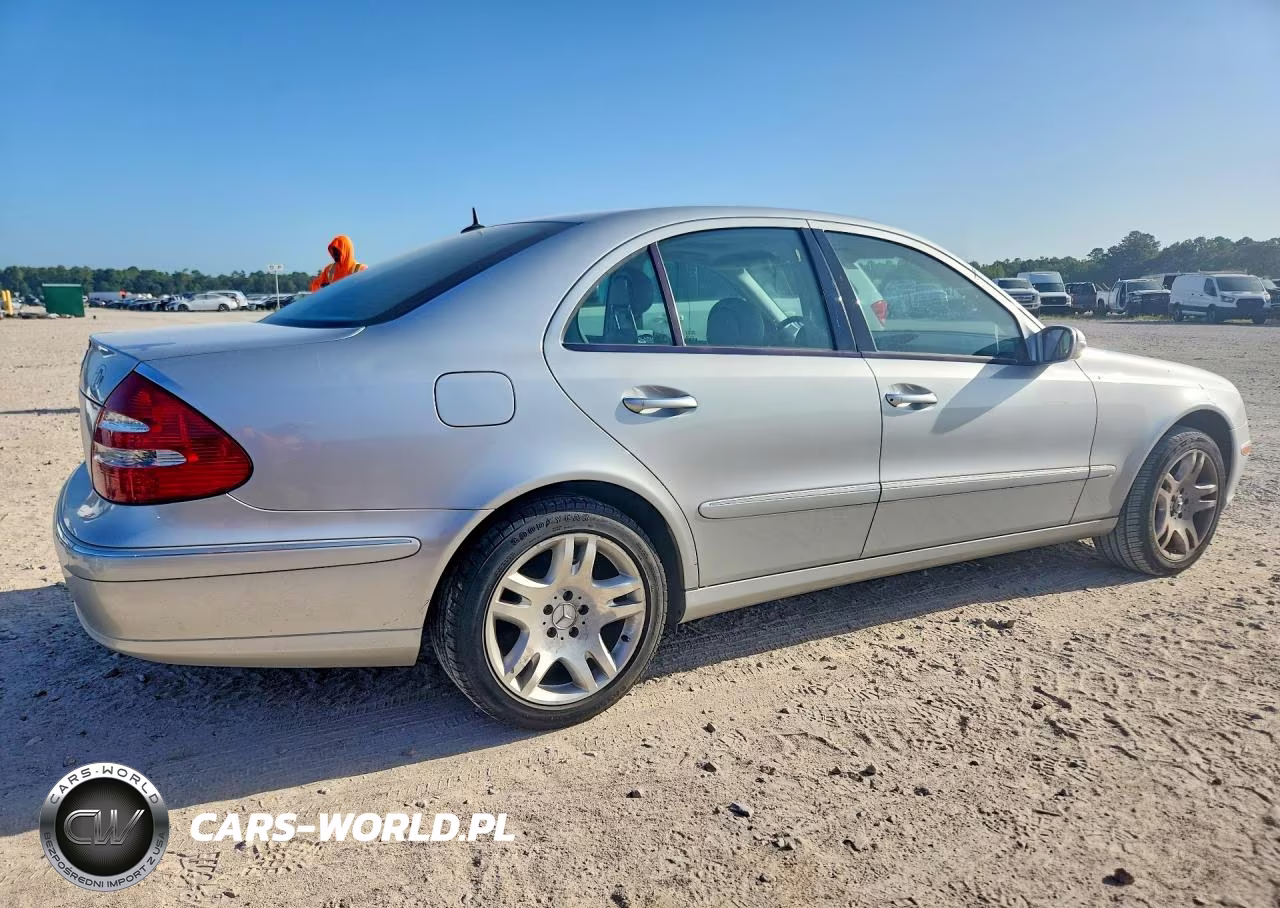 2003 Mercedes-Benz E 500 VIN:WDBUF70J03A330655 - 3