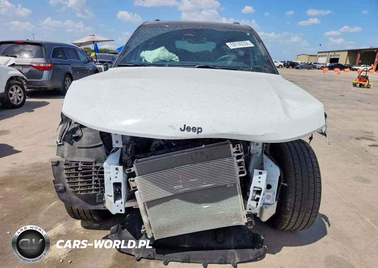 2025 Jeep Grand Cherokee L Summit VIN:1C4RJKEG6S8746477 - 5