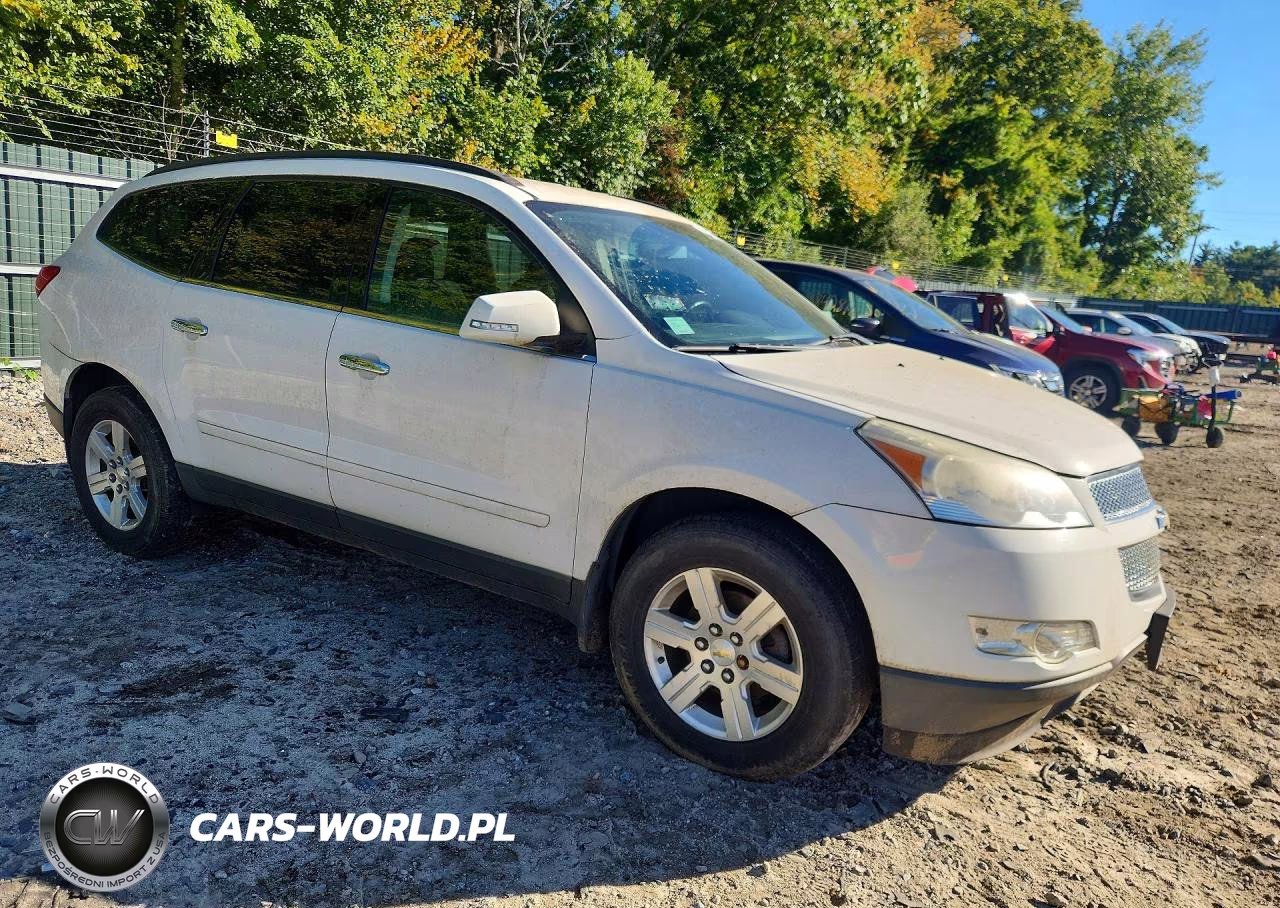 2012 Chevrolet Traverse Lt VIN:1GNKVGED0CJ345873 - 4