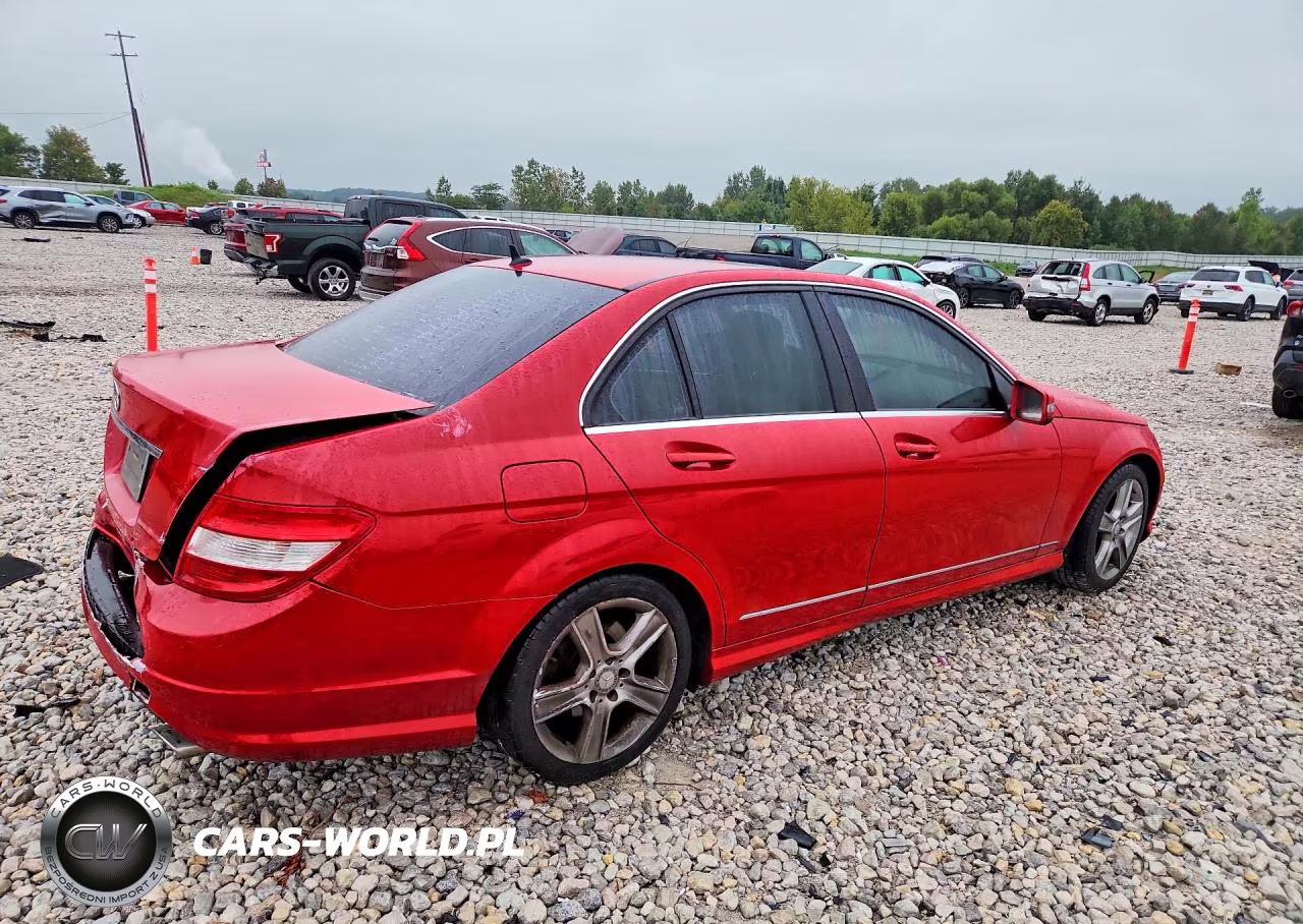 2010 Mercedes-Benz C 300 VIN:WDDGF5EB8AR098959 - 3