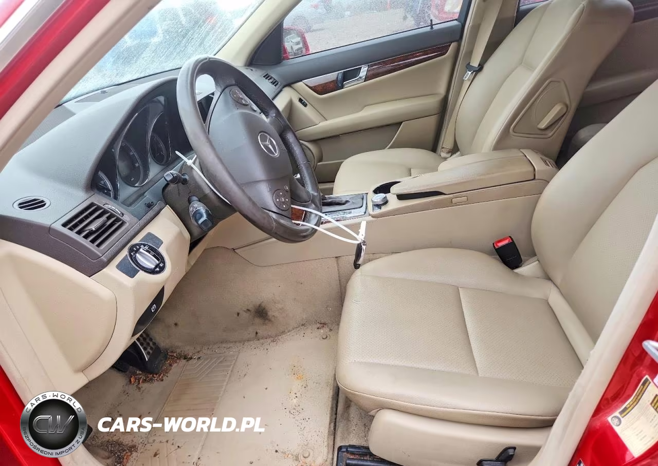 2010 Mercedes-Benz C 300 VIN:WDDGF5EB8AR098959 - 7