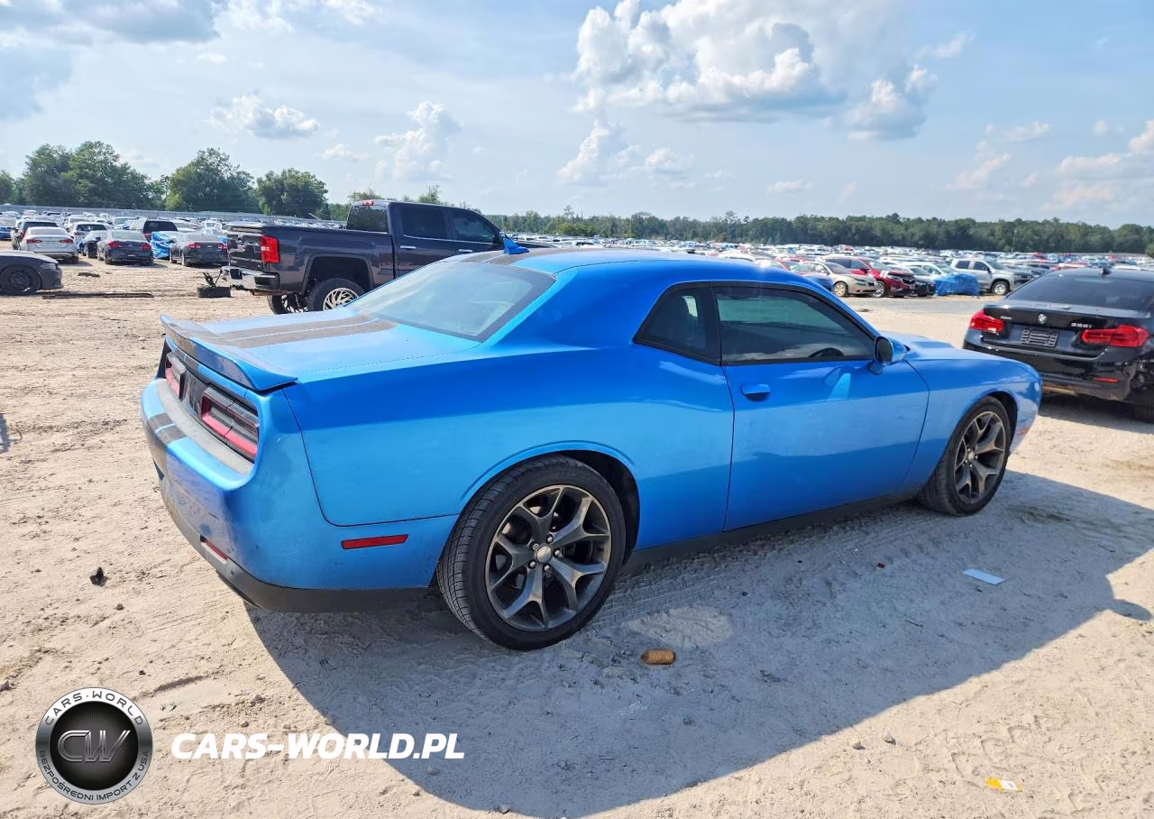 2016 Dodge Challenger Sxt VIN:2C3CDZAG4GH245895 - 3