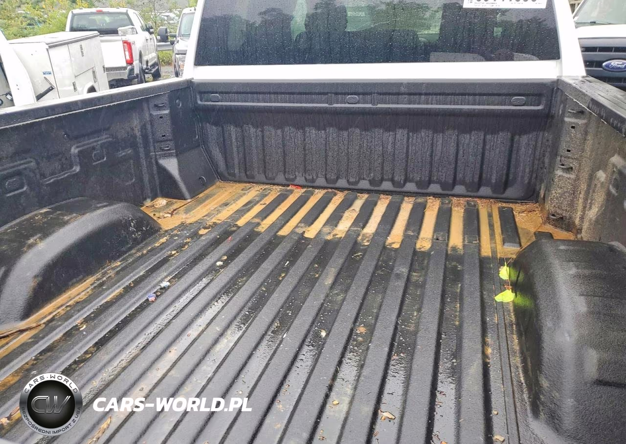 2026 Chevrolet Silverado K2500 Custom VIN:2GC4KME79T1190768 - 10