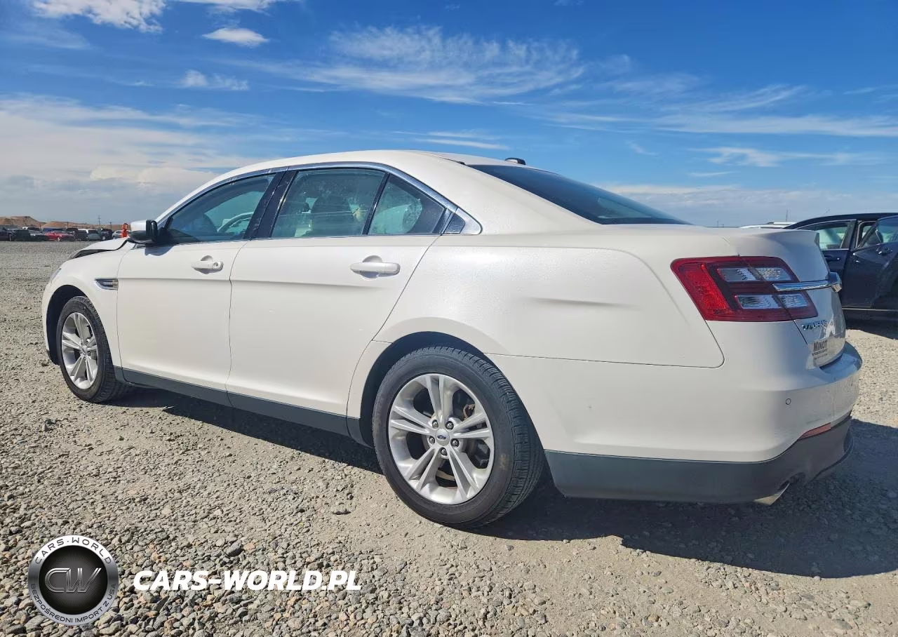 2015 Ford Taurus Sel VIN:1FAHP2H88FG119313 - 2
